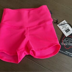 Tiger Friday Ruth Shorties CL NWT